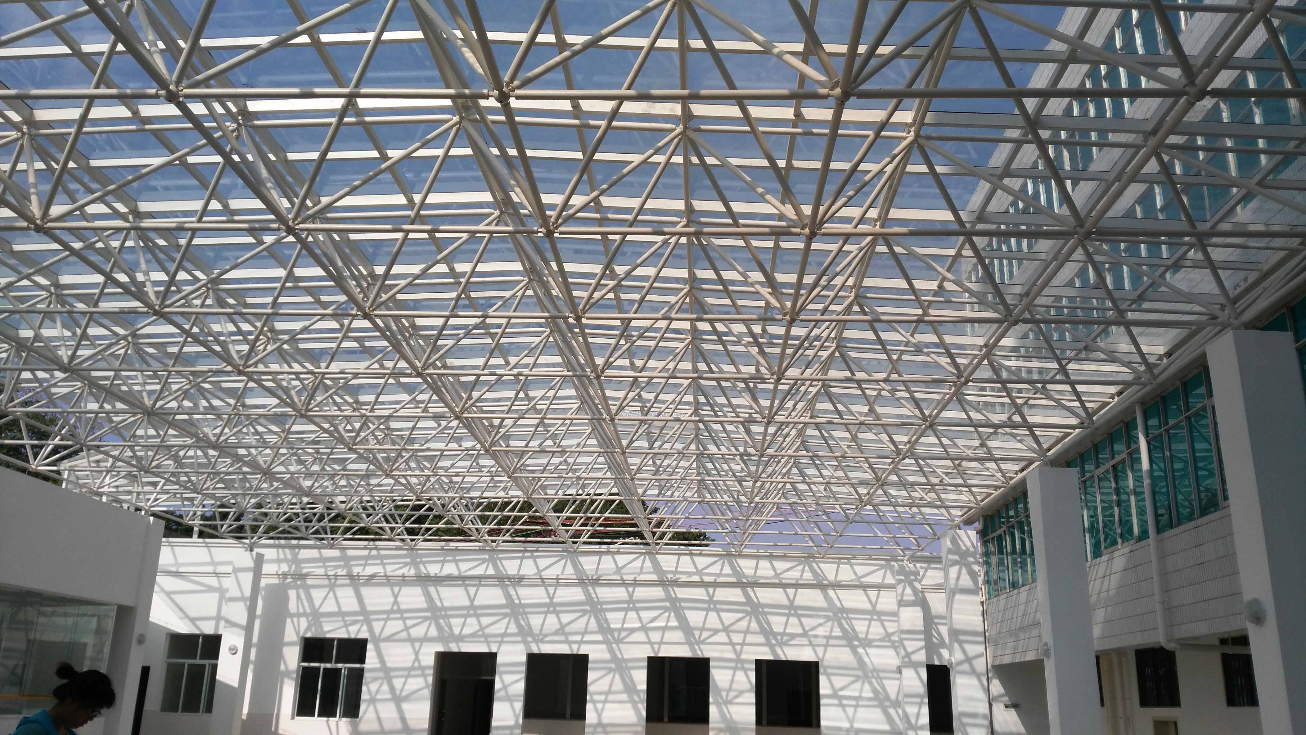 万源平板型网架安装